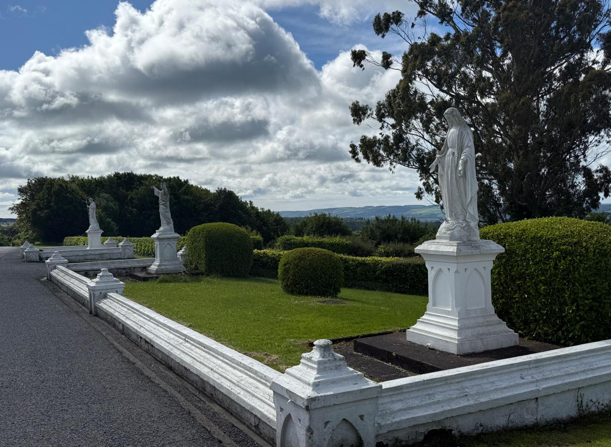 Abbey Statues